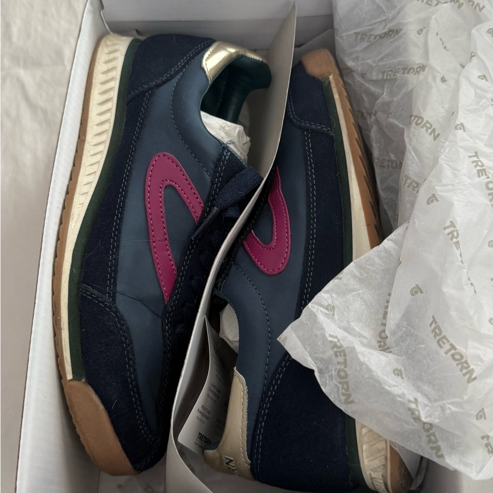Tretorn Rawlins Navy and Pink Sneakers size 6 - Picture 8 of 8